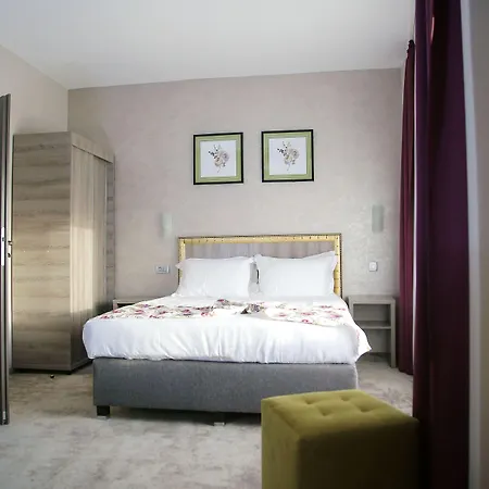 Hotel Prestige Boutique 4*