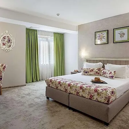 Prestige Boutique 4* Craiova